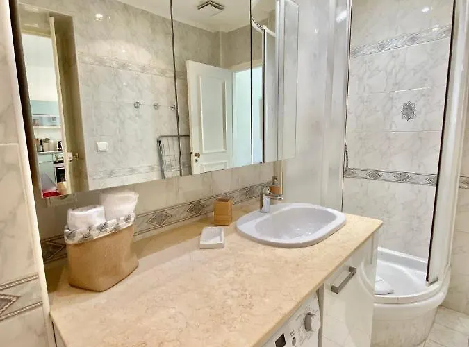 La Pietonne Apartment