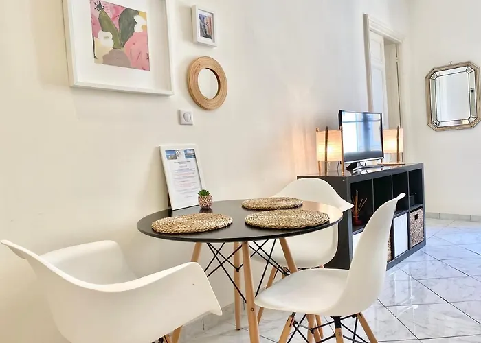 La Pietonne * מנטון